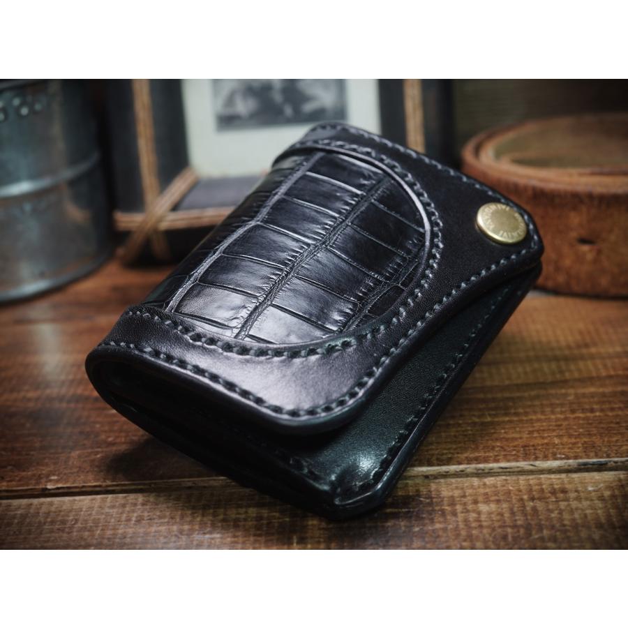 手縫い クロコダイル コンパクトウォレット ミニ財布　ブラック AMBRODAの画像
