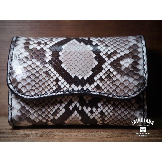 【最安値挑戦中】 手縫い パイソンコンパクトウォレット ミニ財布 【UOI6457533053】(22880円)