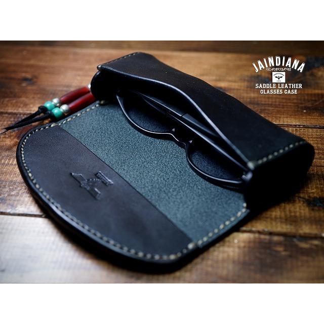 サドルレザーメガネケース ブラック シルバーコンチョ : JAINDIANA
