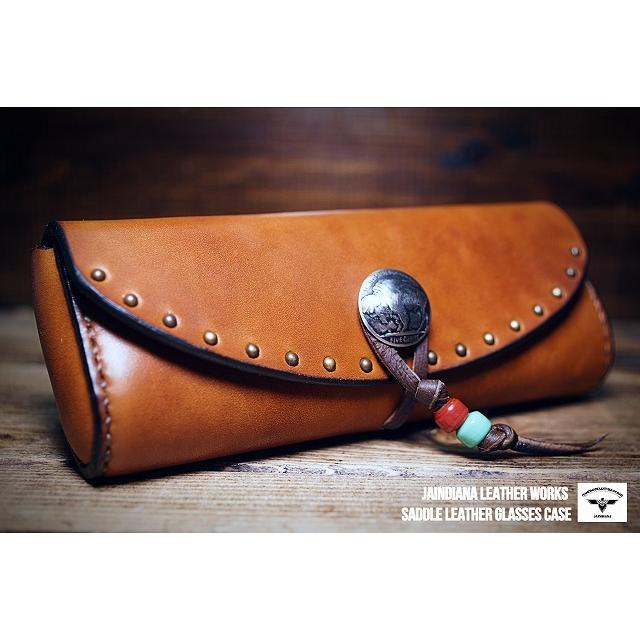 サドルレザーメガネケース ビンンテージ染めライトブラウン 真鍮