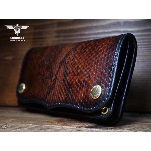 トラッカーウォレット セミロングタイプ パイソン・サドルレザー