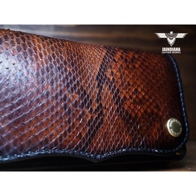 トラッカーウォレット セミロングタイプ パイソン・サドルレザー