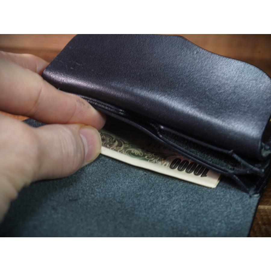 トラッカーウォレット ショートタイプ パイソン・サドルレザー