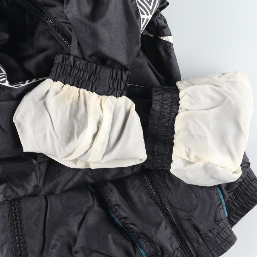 umbro（アンブロ） 古着 90年代 ナイロンジャケット メンズM