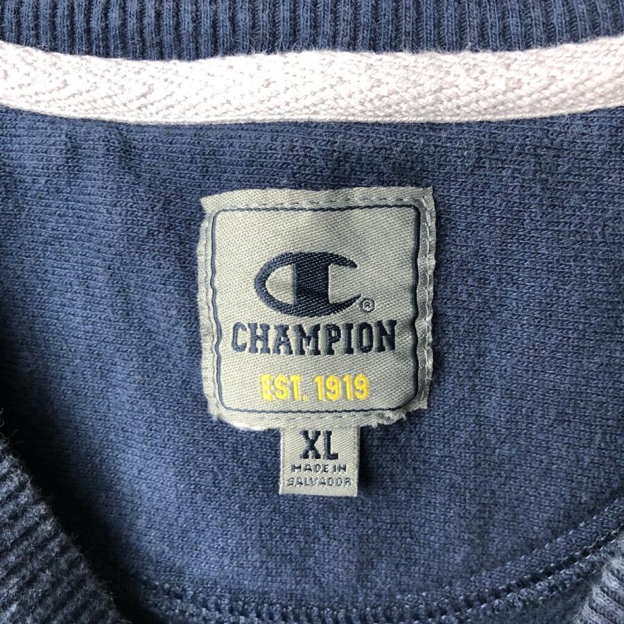 Champion（チャンピオン） 古着 00年代 ワンポイントロゴスウェット