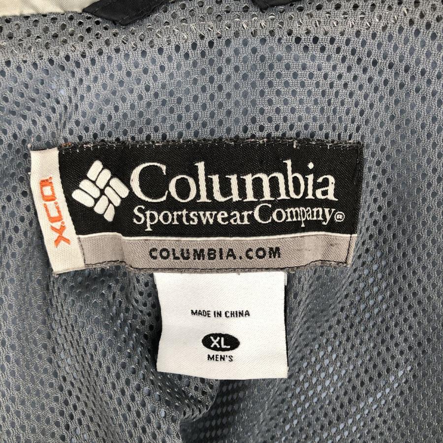 Columbia（コロンビア） 古着 マウンテンパーカー シェルジャケット