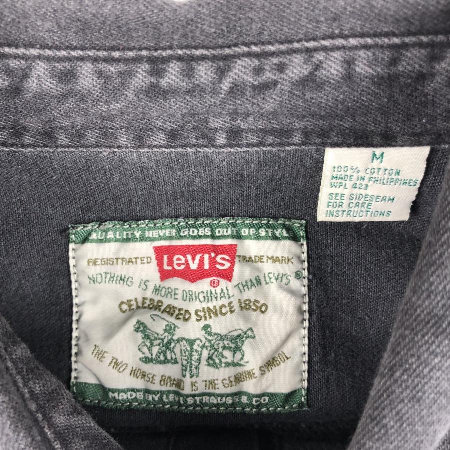 Levi's（リーバイス） 古着 90年代 長袖 ブラックデニムシャツ メンズM