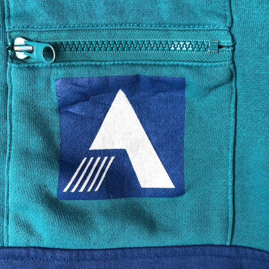 adidas（アディダス） 古着 80年代 ボーダー柄 ロゴスウェットシャツ