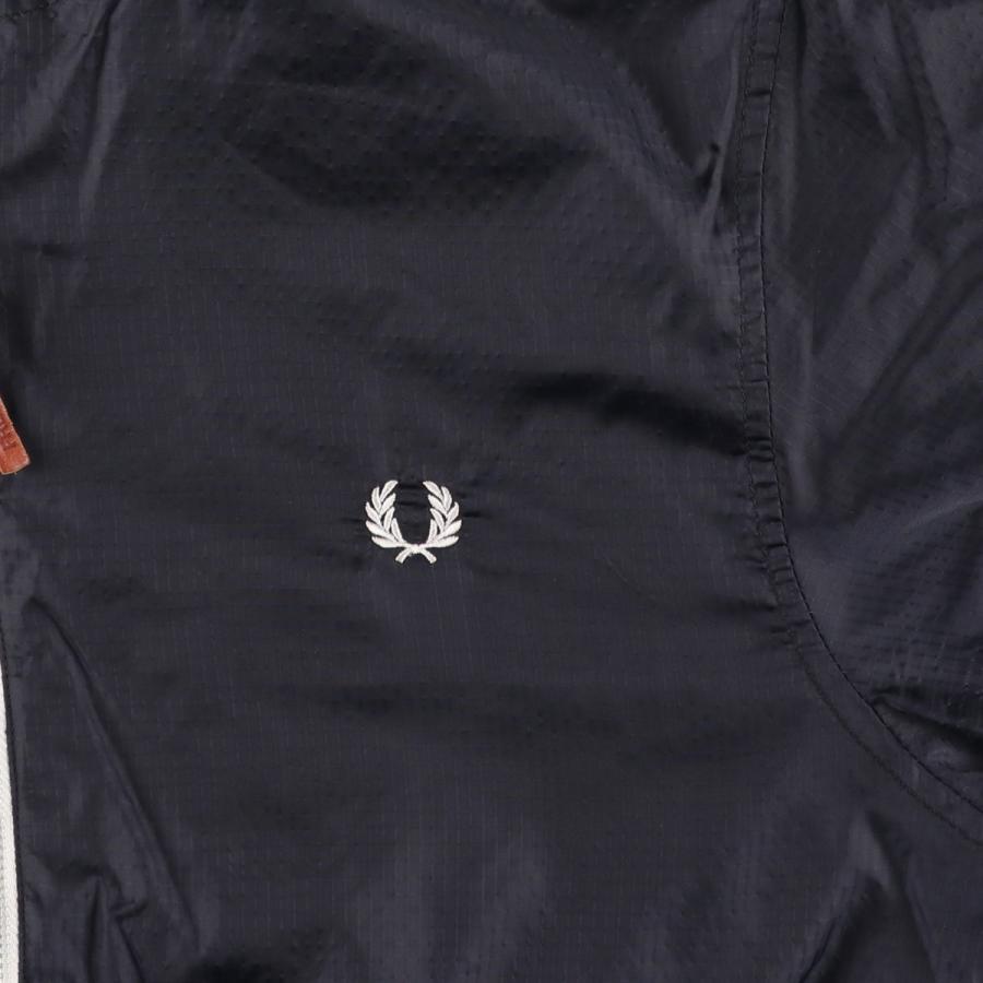 FRED PERRY（フレッドペリー） 古着 ナイロンジャケット メンズM相当