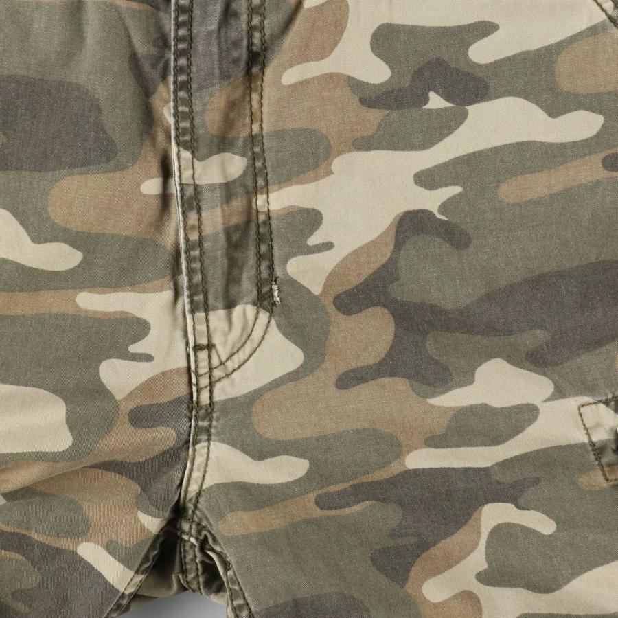 Levi's（リーバイス） 古着 迷彩柄 ウッドランドカモ カーゴショーツ