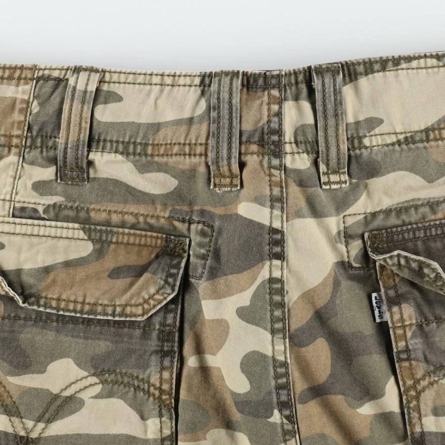 Levi's（リーバイス） 古着 迷彩柄 ウッドランドカモ カーゴショーツ