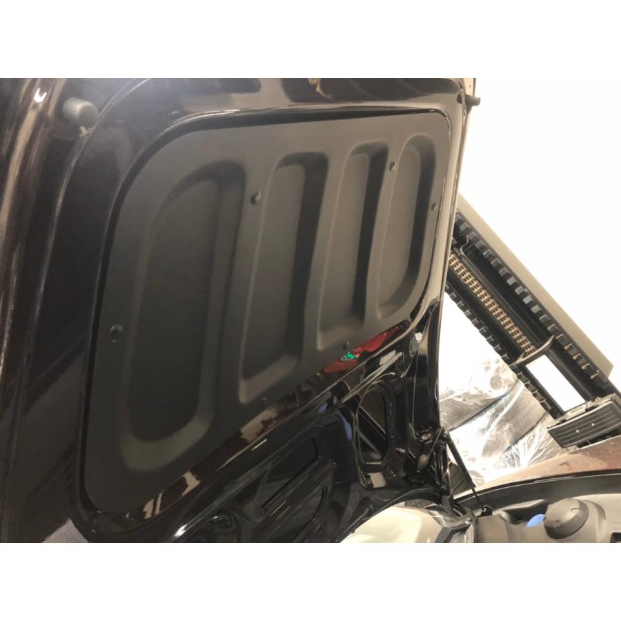 ポルシェ純正 911 カーゴライナー・美品・送料込 ポルシェ911のフロントトランクのカーゴライナーはサイズに注意