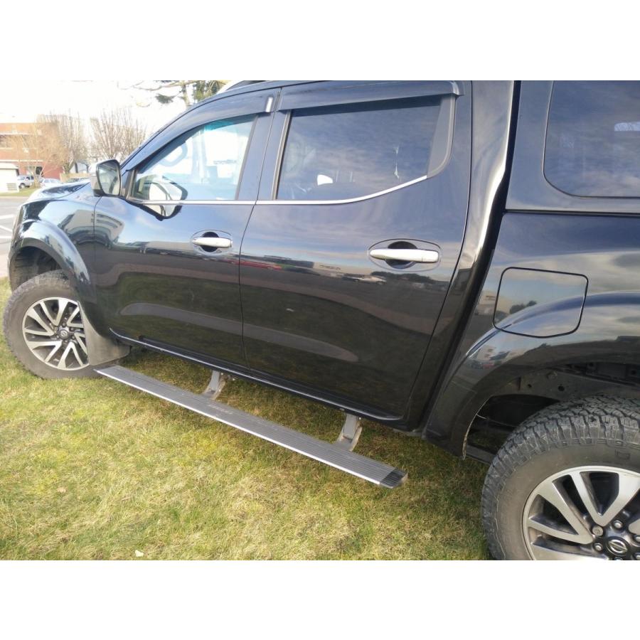 NISSANナバラNP300（D23）オートサイドステップ左右 : AMD WORK