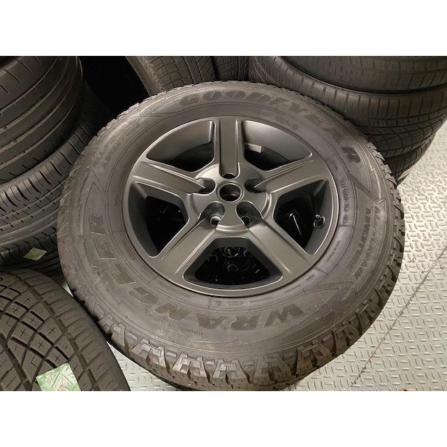 走行500km！中古純正18インチホイール×グッドイヤーラングラーA/T255