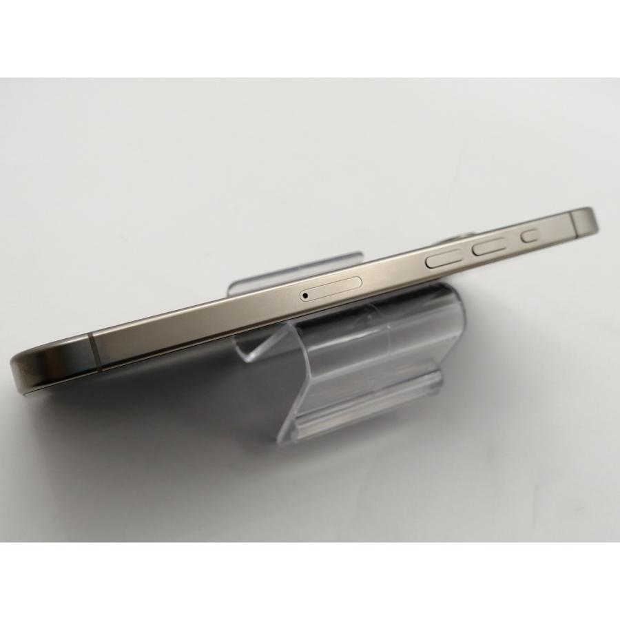 中古】Apple au 【SIMフリー】 iPhone 15 Pro Max 256GB ナチュラル