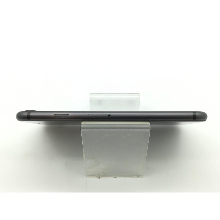 中古】Apple au 【SIMロック解除済み】 iPhone 8 256GB スペースグレイ