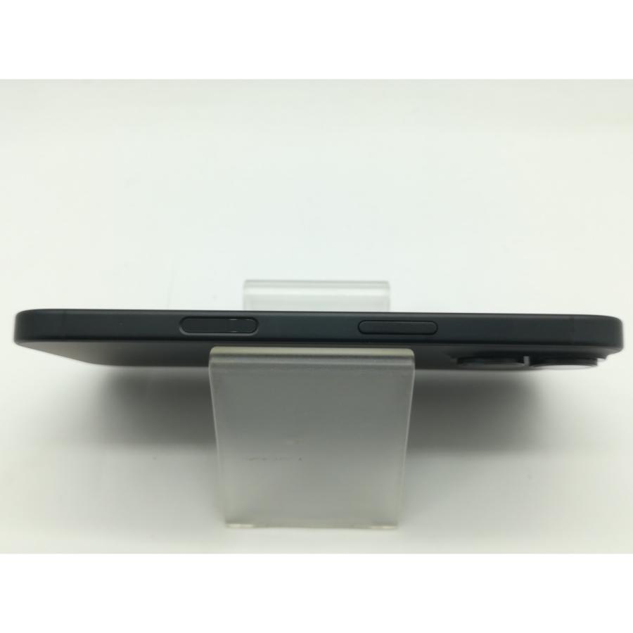【中古】Apple 国内版 【SIMフリー】 iPhone 16 256GB ブラック MYDW3J/A【OSU301】保証期間１ヶ月【ランクA】の画像