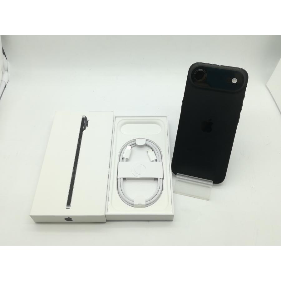 【中古】Apple 国内版 【SIMフリー】 iPhone Air 256GB スペースブラック MG274J/A【OSU301】保証期間１ヶ月【ランクA】の画像