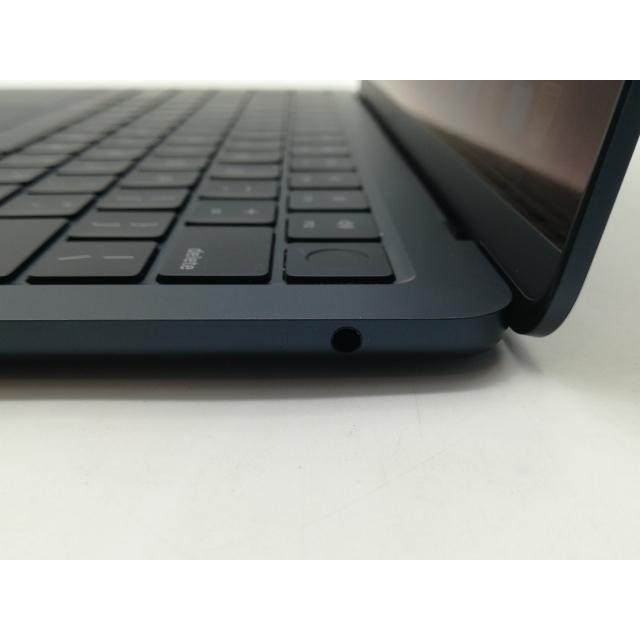 【中古】Apple MacBook Air 13インチ CTO (M2,2022) ミッドナイト M2(CPU:8C/GPU:8C)/16G/256G/30W AC【OSU301】保証期間１ヶ月【ランクA】の画像