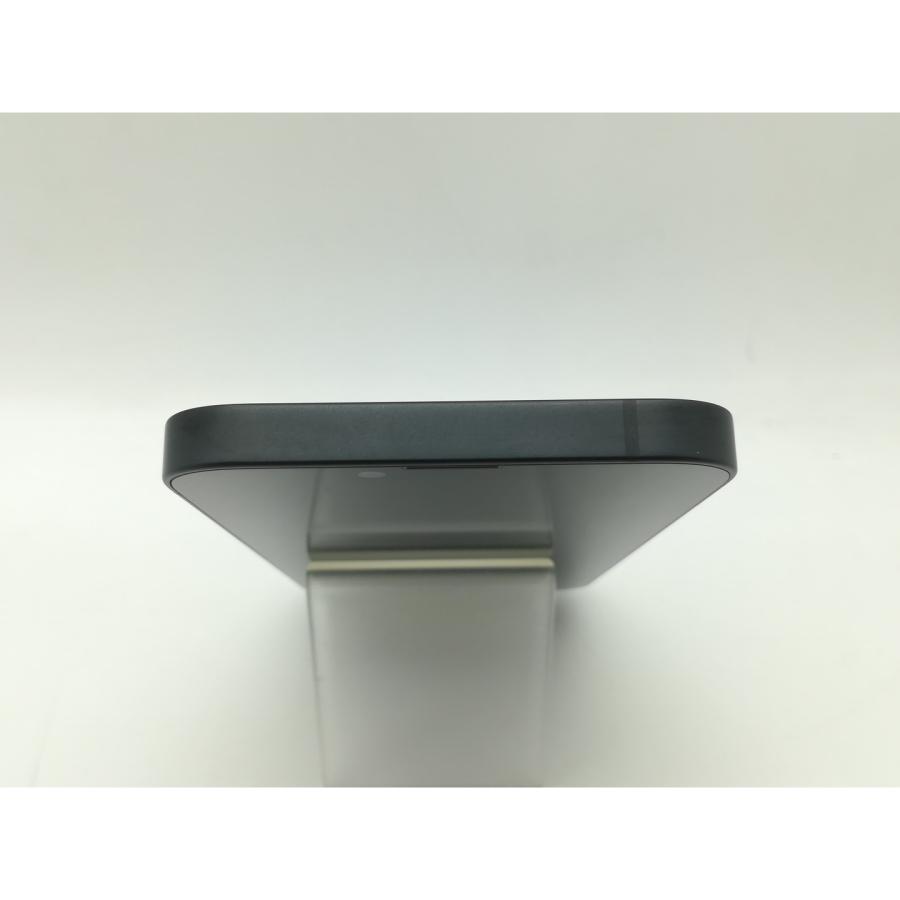【中古】Apple 国内版 【SIMフリー】 iPhone 16e 256GB ブラック MD1T4J/A【OSU301】保証期間１ヶ月【ランクB】の画像