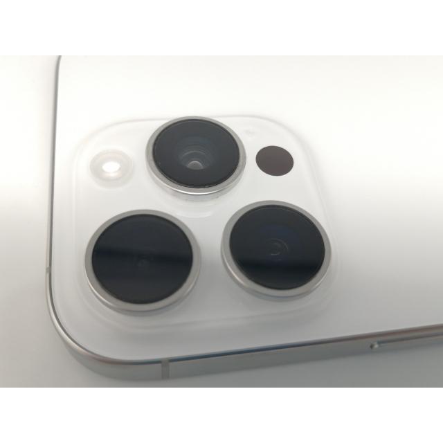 【中古】Apple 国内版 【SIMフリー】 iPhone 16 Pro 256GB ホワイトチタニウム MYN13J/A【OSU301】保証期間１ヶ月【ランクA】の画像