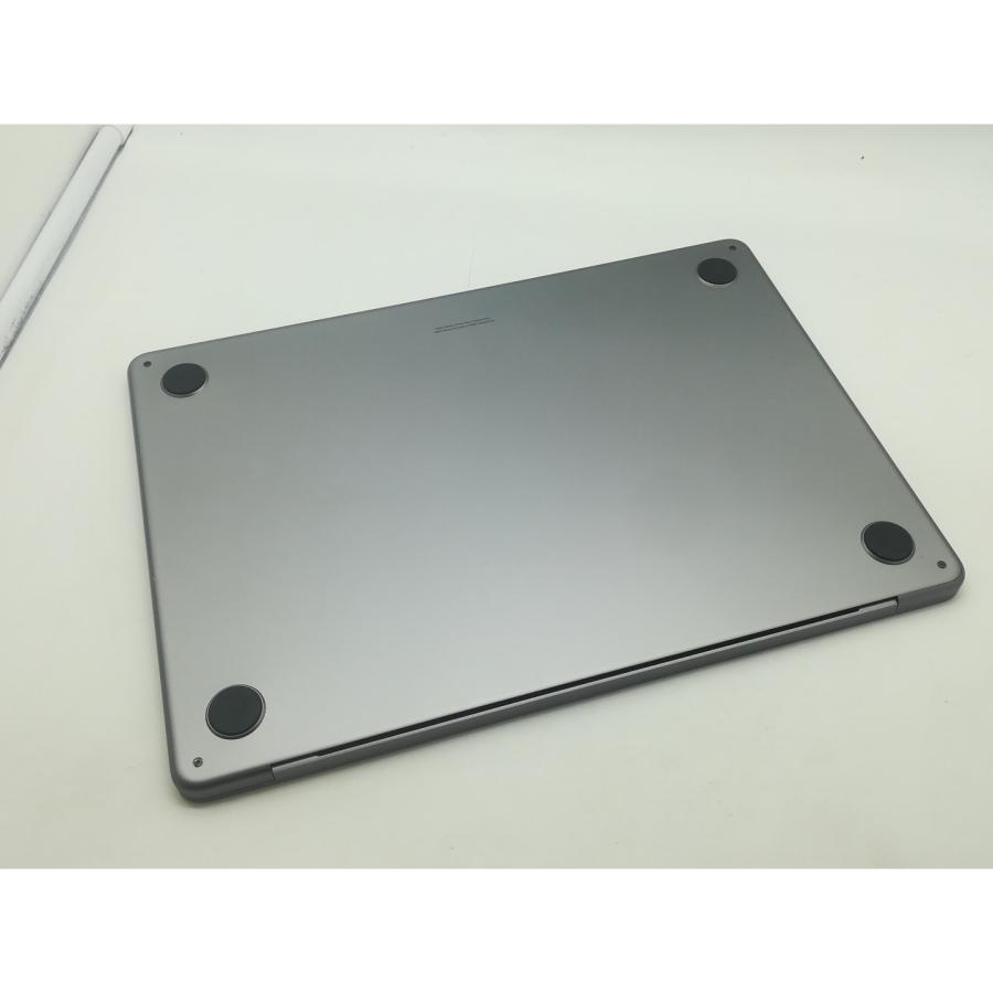 【中古】Apple MacBook Air 13インチ CTO (M2,2022) シルバー M2(CPU:8C/GPU:10C)/16G/512G/35W AC(USB-Cx2)【OSU301】保証期間１ヶ月【ランクA】の画像