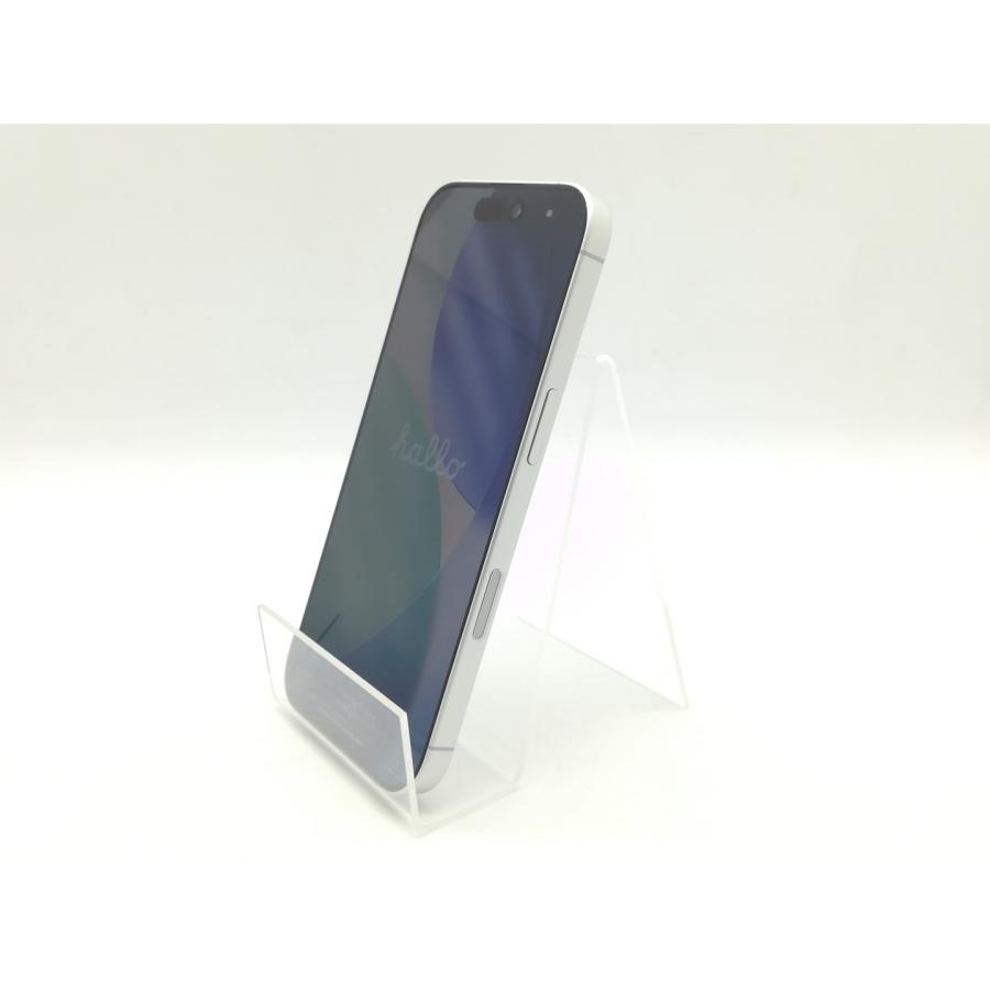 【中古】Apple 国内版 【SIMフリー】 iPhone 17 256GB ホワイト MG684J/A【OSU301】保証期間３ヶ月【ランクA】の画像