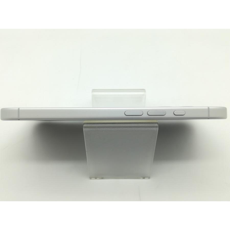 【中古】Apple 国内版 【SIMフリー】 iPhone 17 256GB ホワイト MG684J/A【OSU301】保証期間３ヶ月【ランクA】の画像