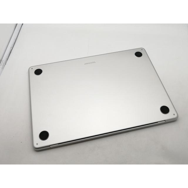 【中古】Apple MacBook Air 13インチ  M2(CPU:8C/GPU:8C) 8GB/256GB シルバー MLXY3J/A (M2,2022)【大須2】保証期間１ヶ月【ランクA】の画像