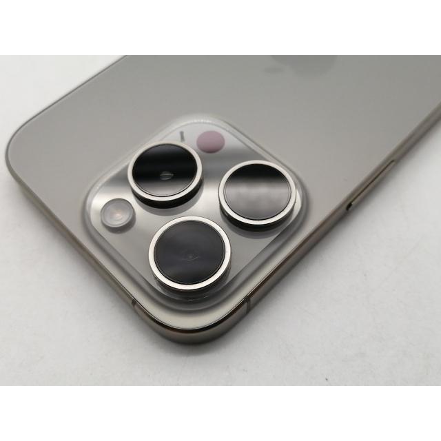 【中古】Apple 海外版 【SIMフリー】 iPhone 15 Pro 256GB ナチュラルチタニウム【OSU301】保証期間１ヶ月【ランクA】の画像