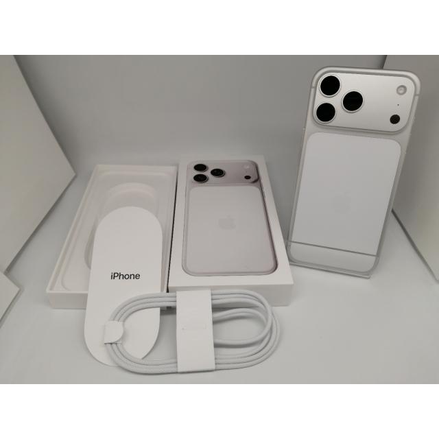 中古】Apple 国内版 【SIMフリー】 iPhone 17 Pro Max 256GB シルバー