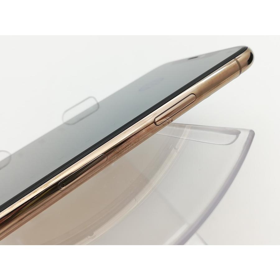 中古】Apple au 【SIMロック解除済み】 iPhone 11 Pro 64GB ゴールド 