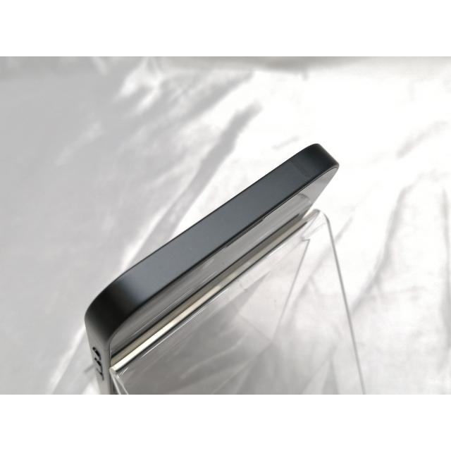 中古】Apple 国内版 【SIMフリー】 iPhone 16e 128GB ブラック MD1Q4J