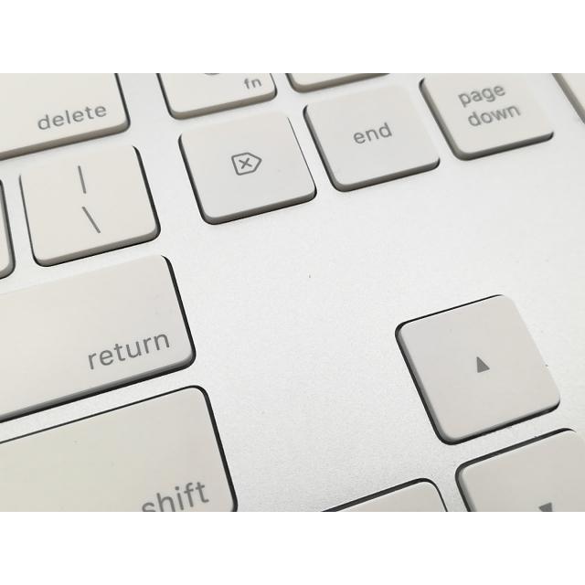 中古】Apple Magic Keyboard（テンキー付き/Appleシリコン搭載Mac用