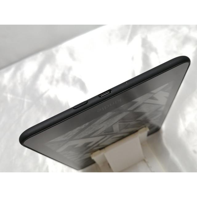 中古】Amazon Kindle Paperwhite 7インチ Wi-Fi (2024/第12世代) 16GB