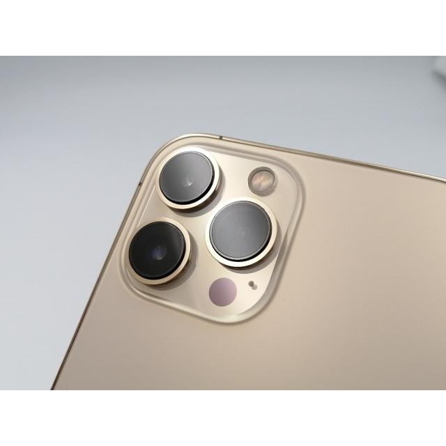 【中古】Apple docomo 【SIMフリー】 iPhone 13 Pro Max 256GB ゴールド MLJA3J/A【ECセンター】保証期間１ヶ月【ランクB】の画像