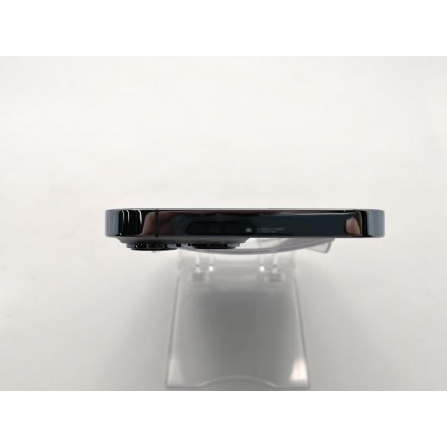 【中古】Apple 国内版 【SIMフリー】 iPhone 13 Pro Max 256GB シエラブルー MLJD3J/A【ECセンター】保証期間１ヶ月【ランクA】の画像