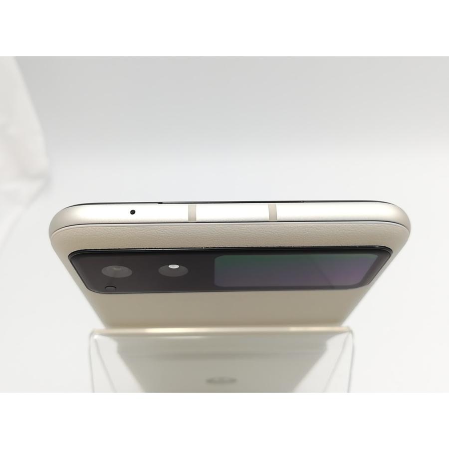 Motorola razr 40 256GB バニラクリーム 新品未開封品 motorola Motorola モトローラ スマートフォン razr 40 SIM