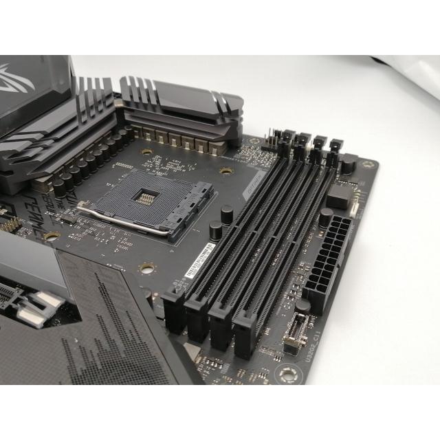 中古】ASUS ROG Strix X570-F Gaming X570/AM4/ATX【DS秋葉】保証期間
