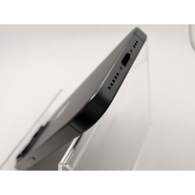 【中古】Apple 国内版 【SIMフリー】 iPhone 15 Pro 128GB ブラックチタニウム MTU73J/A【川崎駅前】保証期間１ヶ月【ランクB】の画像