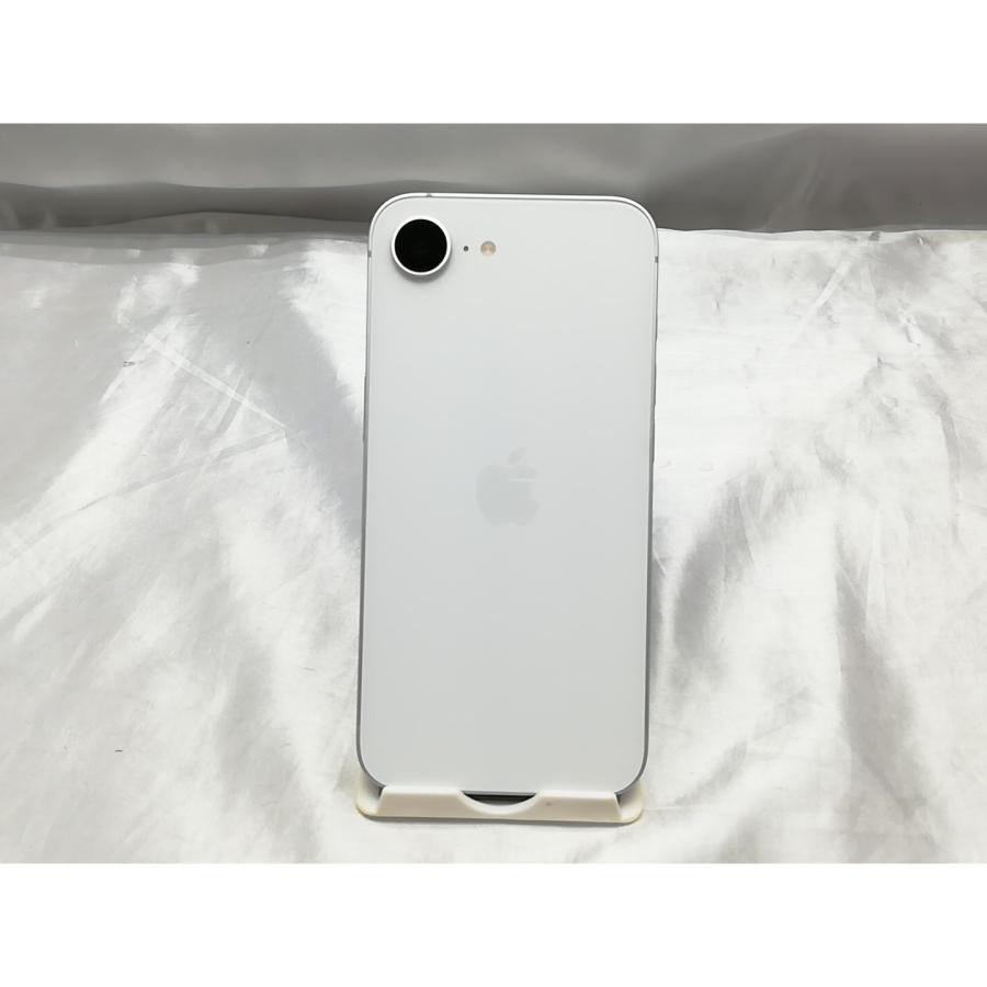 中古】Apple docomo 【SIMフリー】iPhone 16e 128GB ホワイト MD1R4J/A