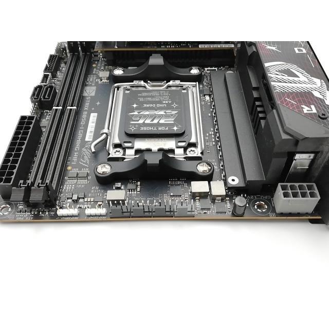 中古】ASUS ROG STRIX B850-I GAMING WIFI B850/AM5/mini-ITX【EC