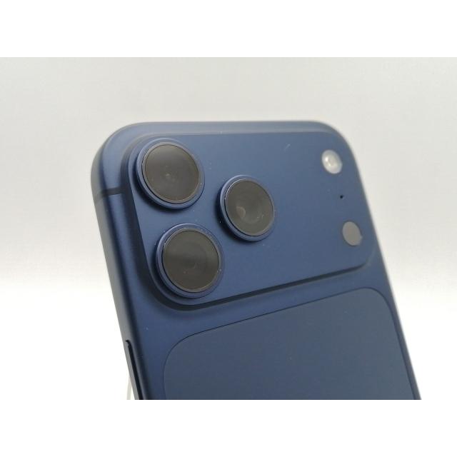 中古】Apple 国内版 【SIMフリー】 iPhone 17 Pro Max 256GB ディープ