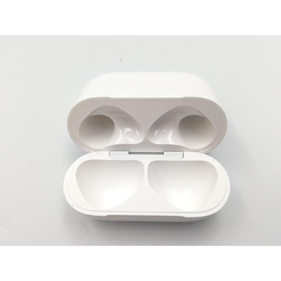 中古】Apple AirPods 4 アクティブノイズキャンセリング搭載モデル