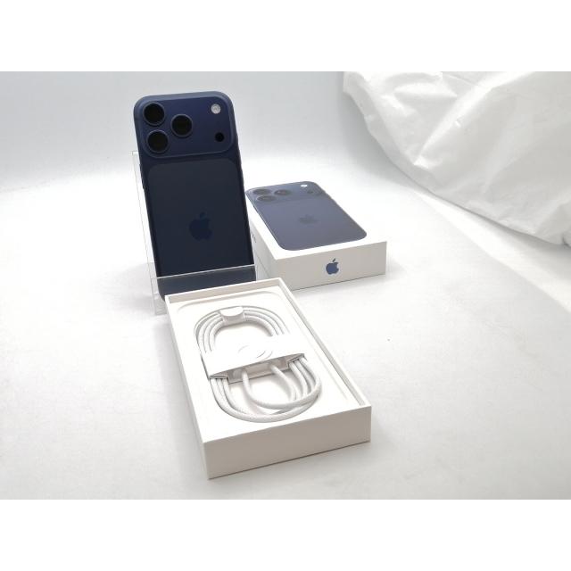 中古】Apple 国内版 【SIMフリー】 iPhone 17 Pro 256GB ディープ