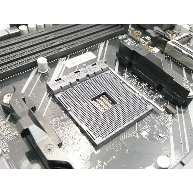 中古】ASRock X570 Phantom Gaming 4 X570/AM4/ATX【ECセンター】保証