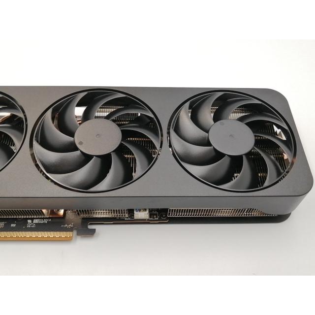 中古】玄人志向 RD-RX9070XT-E16GB/TP RX9070XT/16GB(GDDR6)【EC