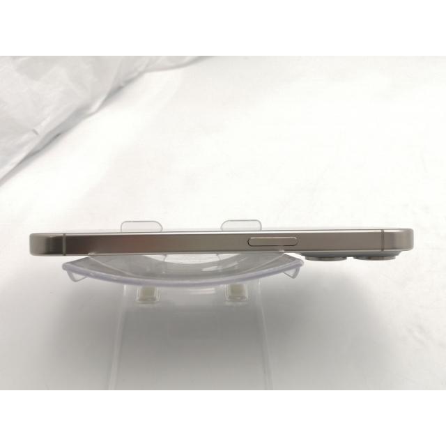 【中古】Apple 国内版 【SIMフリー】 iPhone 15 Pro 256GB ナチュラルチタニウム MTUF3J/A【ECセンター】保証期間１ヶ月【ランクA】の画像