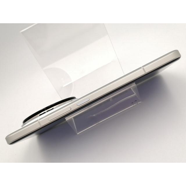 【中古】Xiaomi 海外版 【SIMフリー】 Xiaomi 14 Ultra （フォトグラフィーキット付き） 16GB 512GB【ECセンター】保証期間１ヶ月【ランクA】の画像
