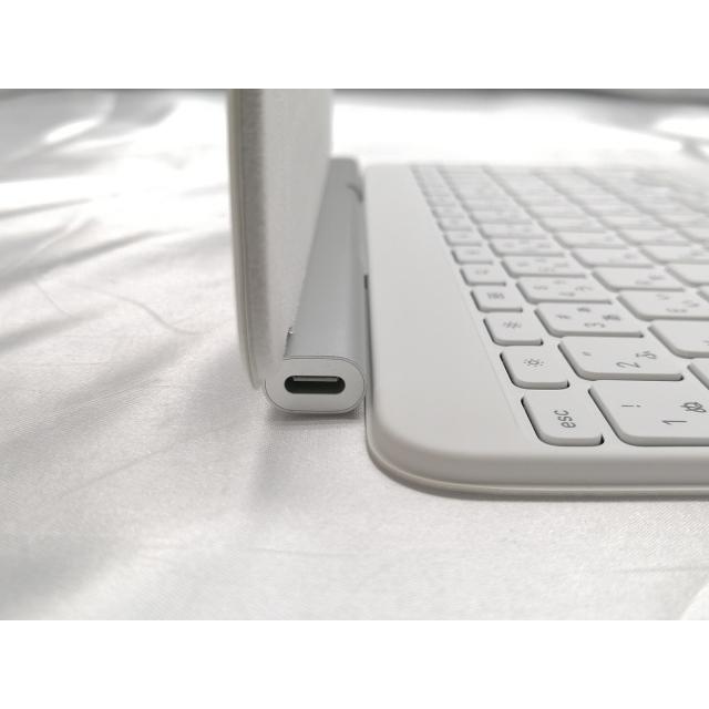 中古】Apple Magic Keyboard 日本語(JIS) ホワイト iPad Air 11インチ